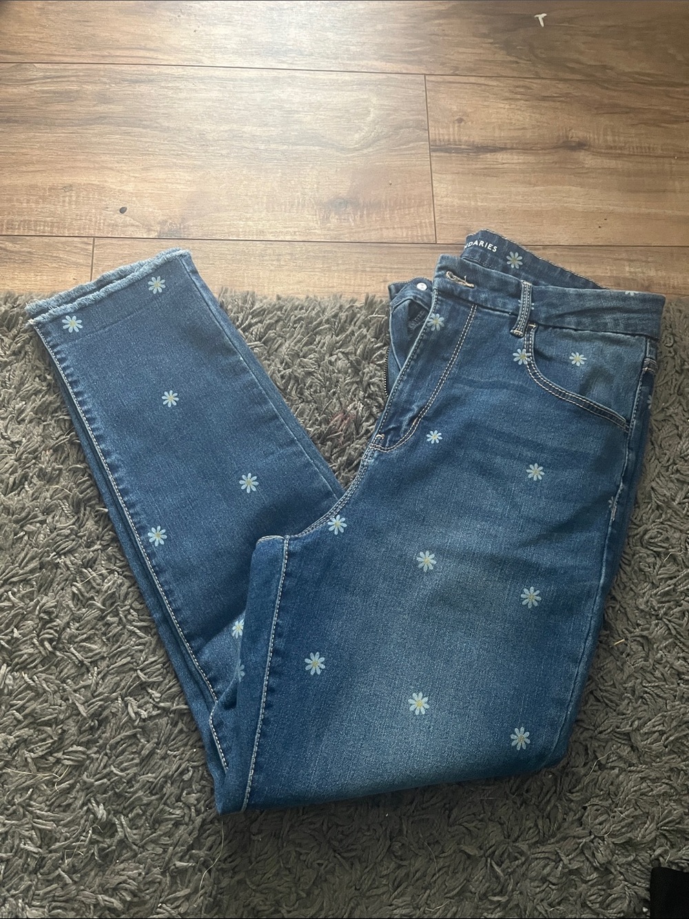 Daisy Jeans 🌼